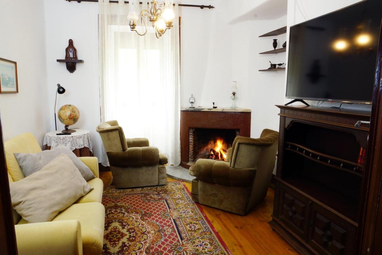 הוילה Góis Casa D'Avo Mila מראה חיצוני תמונה